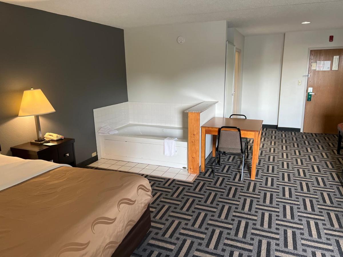 Quality Inn & Suites Rosemount Eksteriør billede